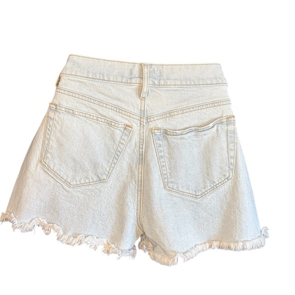LOFT women’s light wash cut off denim shorts sz 26 / 2 raw hem 99% cotton - Picture 2 of 8